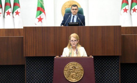 Lire la suite à propos de l’article Tourisme: la révision des dispositions de la loi fixant les règles d’exploitation touristiques des plages achevée